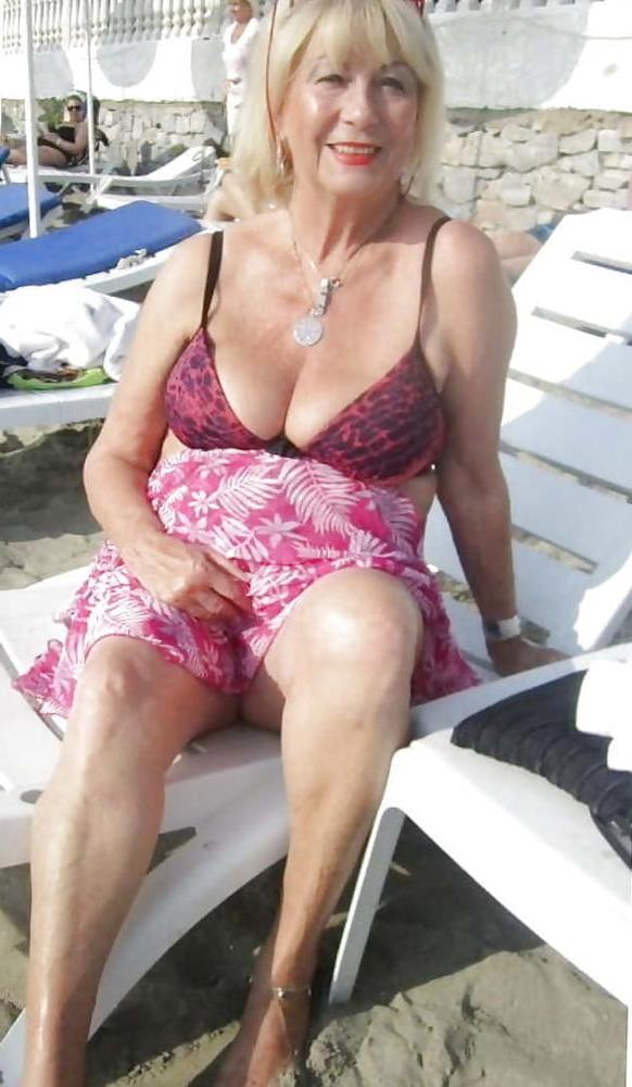 25P Yummy Mature Favs 12