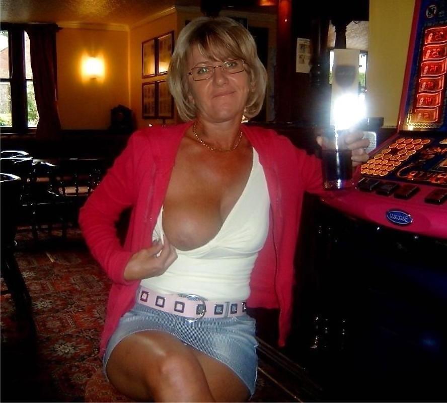 25P Mature Wives 124
