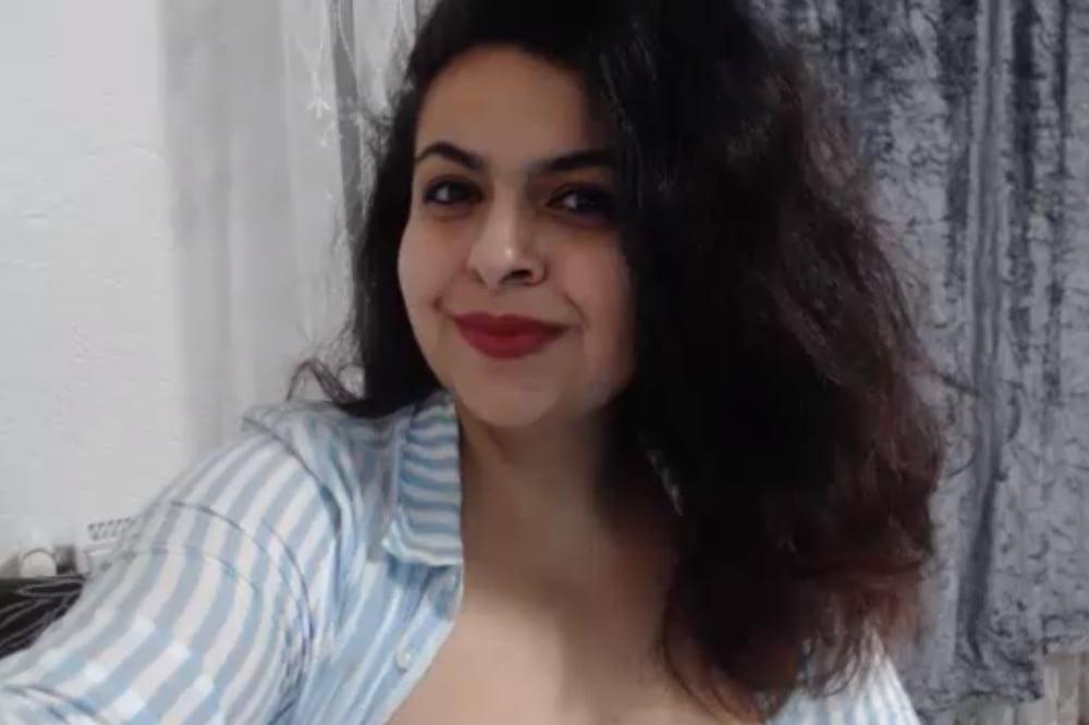 25P Busty Goddess 3 - Indian Desi Big Boobs and Tits DrLove252