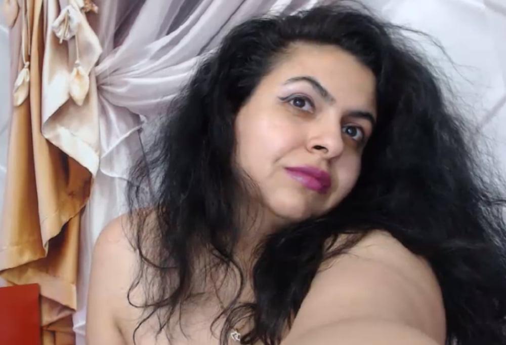 25P Busty Goddess 3 - Indian Desi Big Boobs and Tits DrLove252