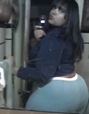 15P Big Booty Amateur 