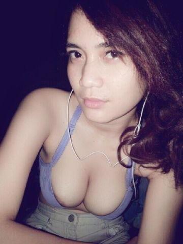 23P Malay Cute  Big Boobs Naked