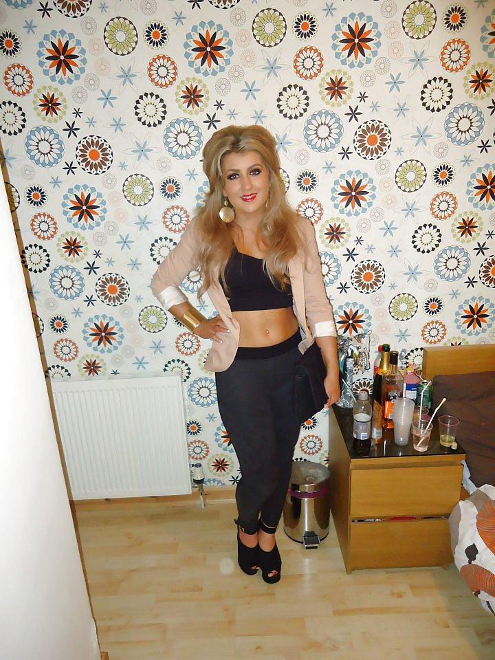 25P Hot babes 16
