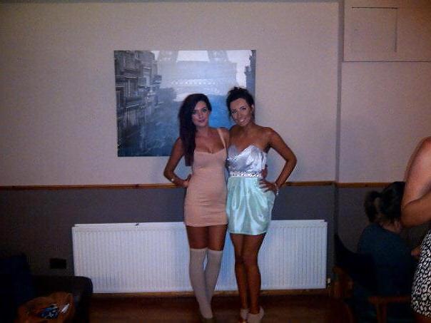 25P Hot babes 16