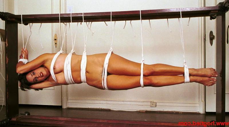 25P I Can't Cum To The Phone Right Now - I'm Tied Up