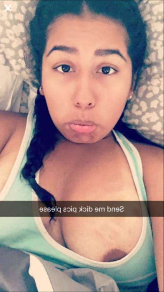 25P That's what she posted 25 (Selfie in English)