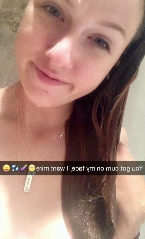 25P That's what she posted 25 (Selfie in English)