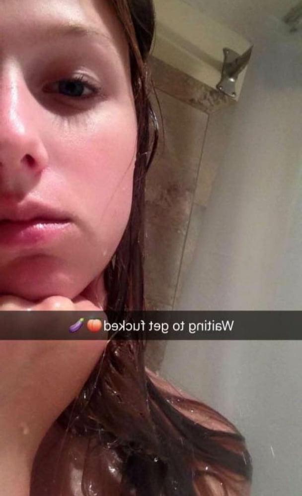 25P That's what she posted 25 (Selfie in English)