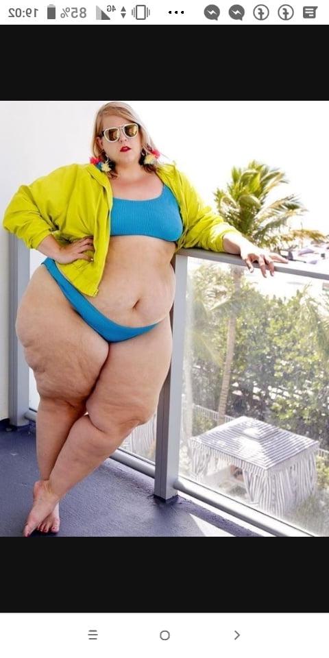 25P Hoodyman SSBBW 314 . Fluffy Kelly K exposed .