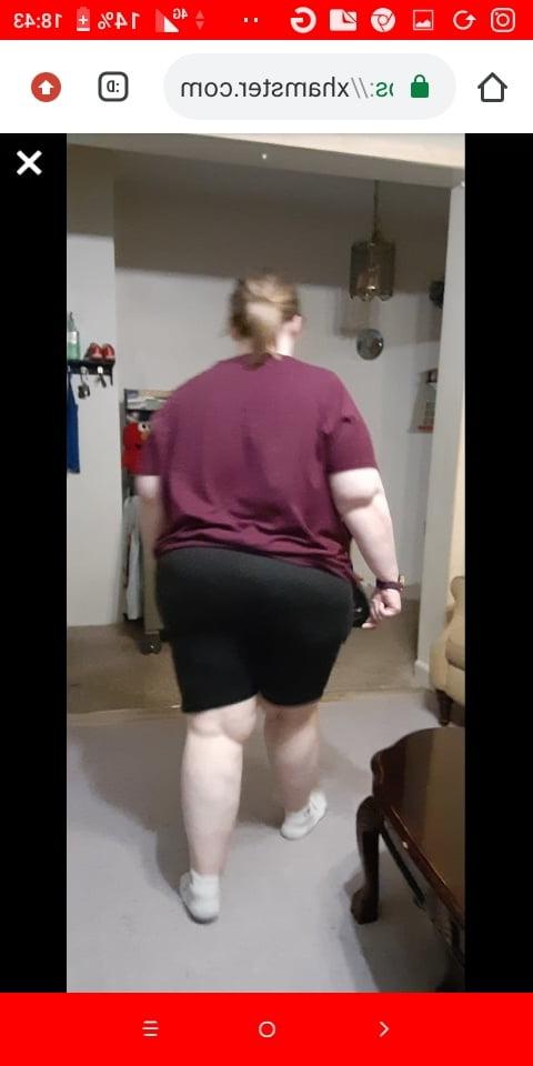 25P Hoodyman SSBBW 314 . Fluffy Kelly K exposed .