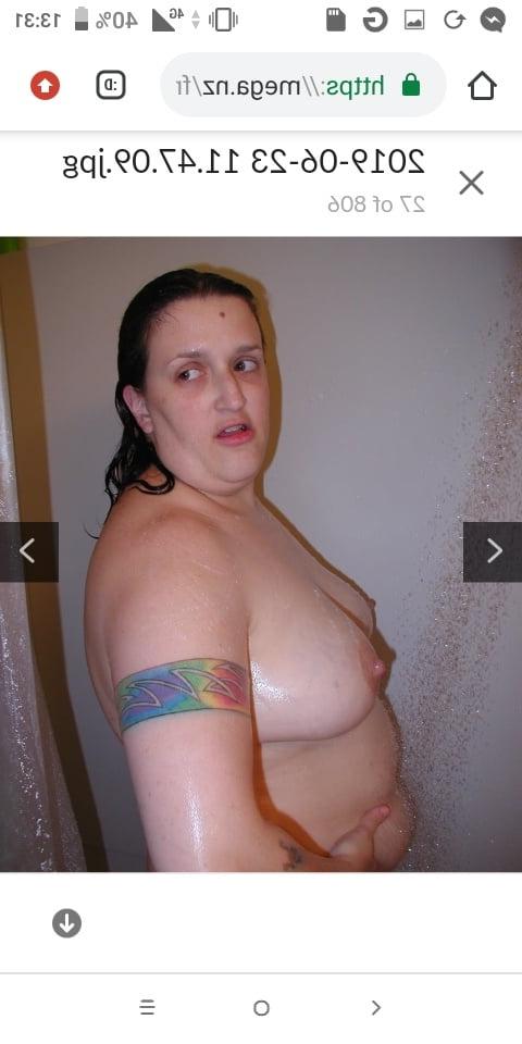 25P Hoodyman SSBBW 314 . Fluffy Kelly K exposed .