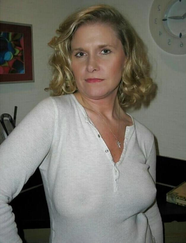 25P Your Hot Slutty Mom 2