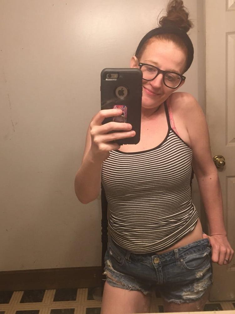25P Private Pics - hot horny sexy 27yo married Mom Milf