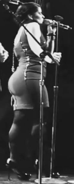 14P Nelly Furtado's Massive Booty
