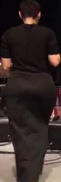 14P Nelly Furtado's Massive Booty