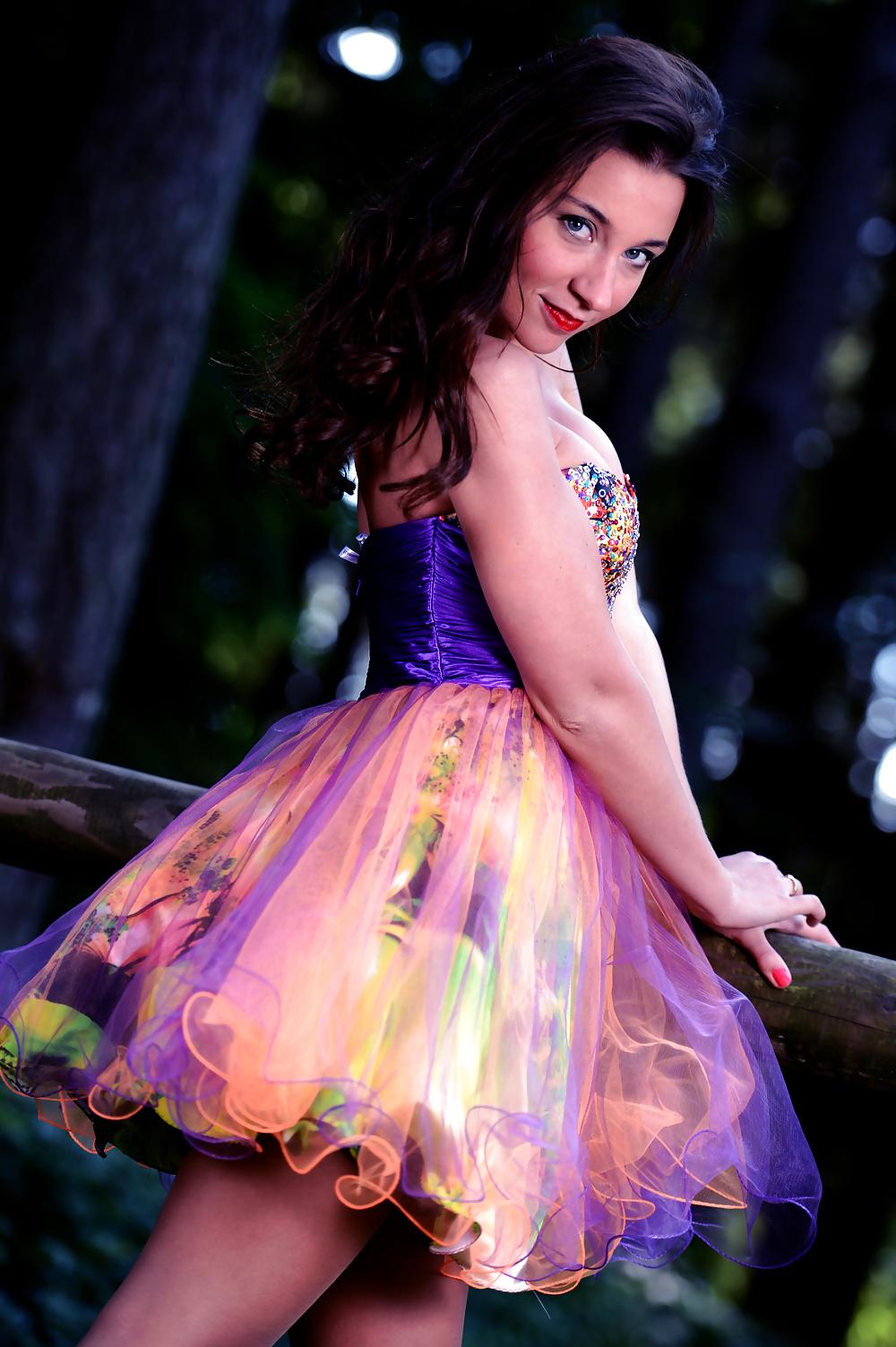 7P Upskirt under promdress & stockings (teen-amateur)