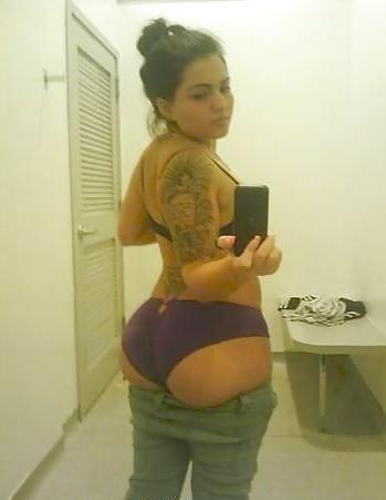 8P Big booty