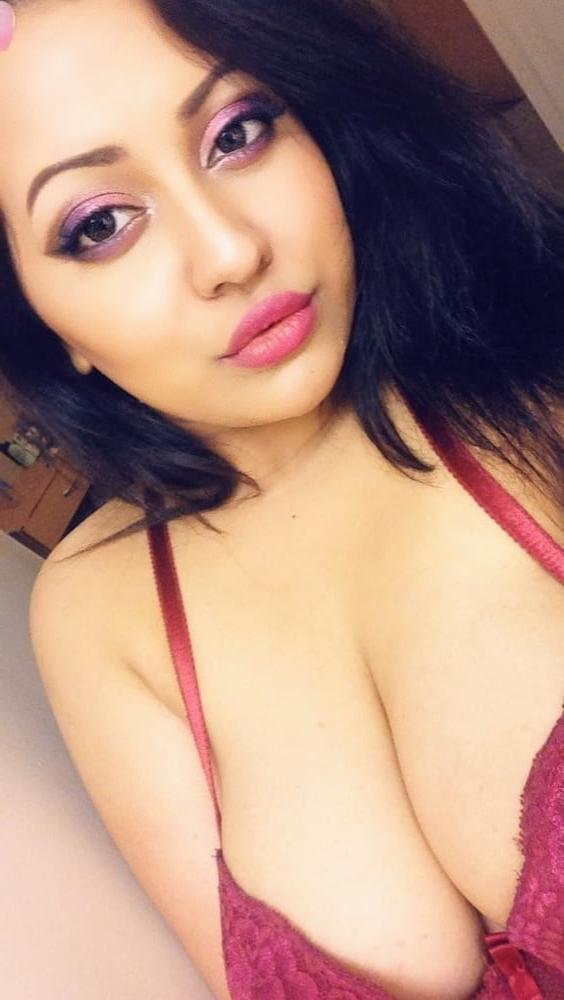 25P Sri Lankan girl 18