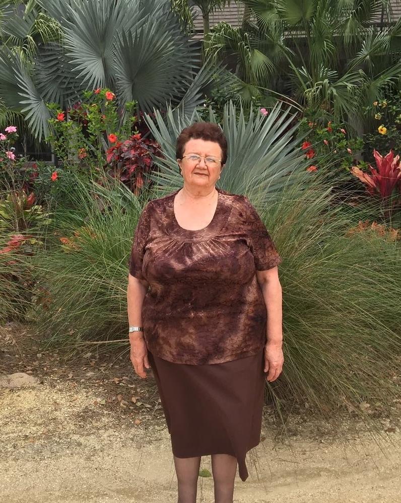 20P Clothed Granny - Big Boobs 12