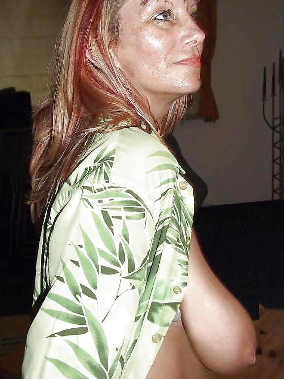 25P Big Saggy boobs 2 (Granny and Milf)