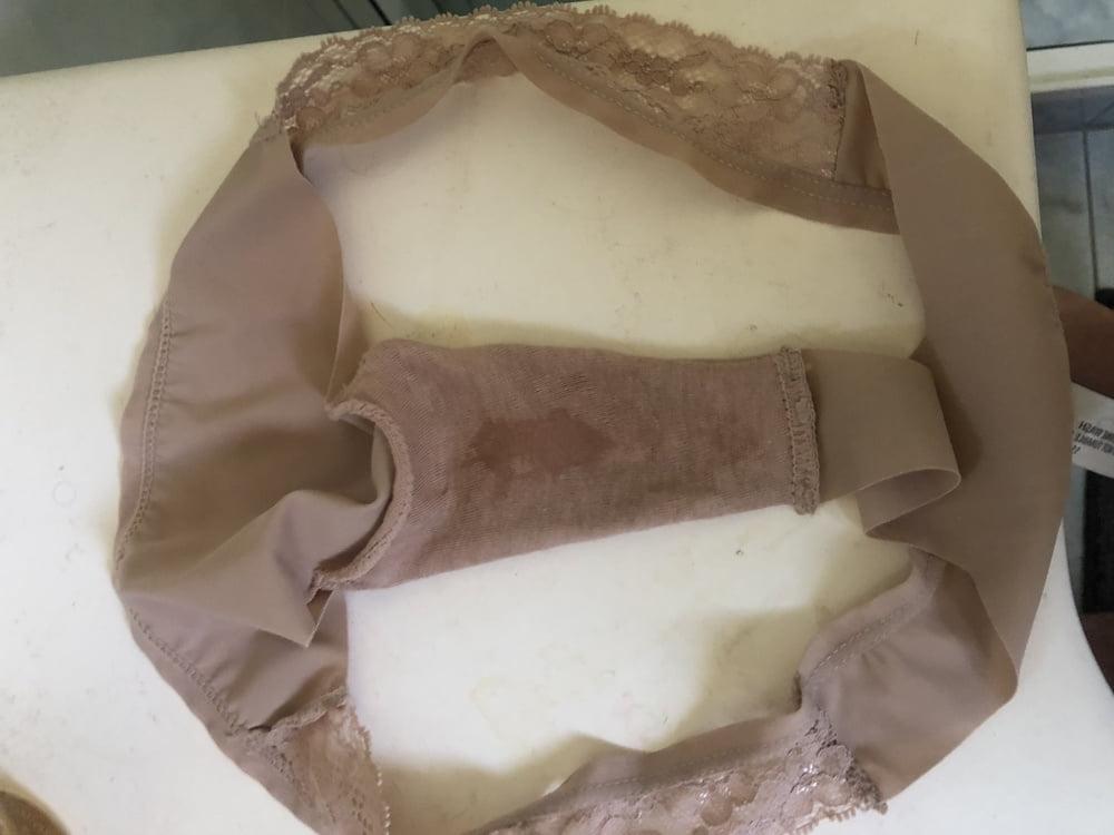 7P Cum on sexy thong