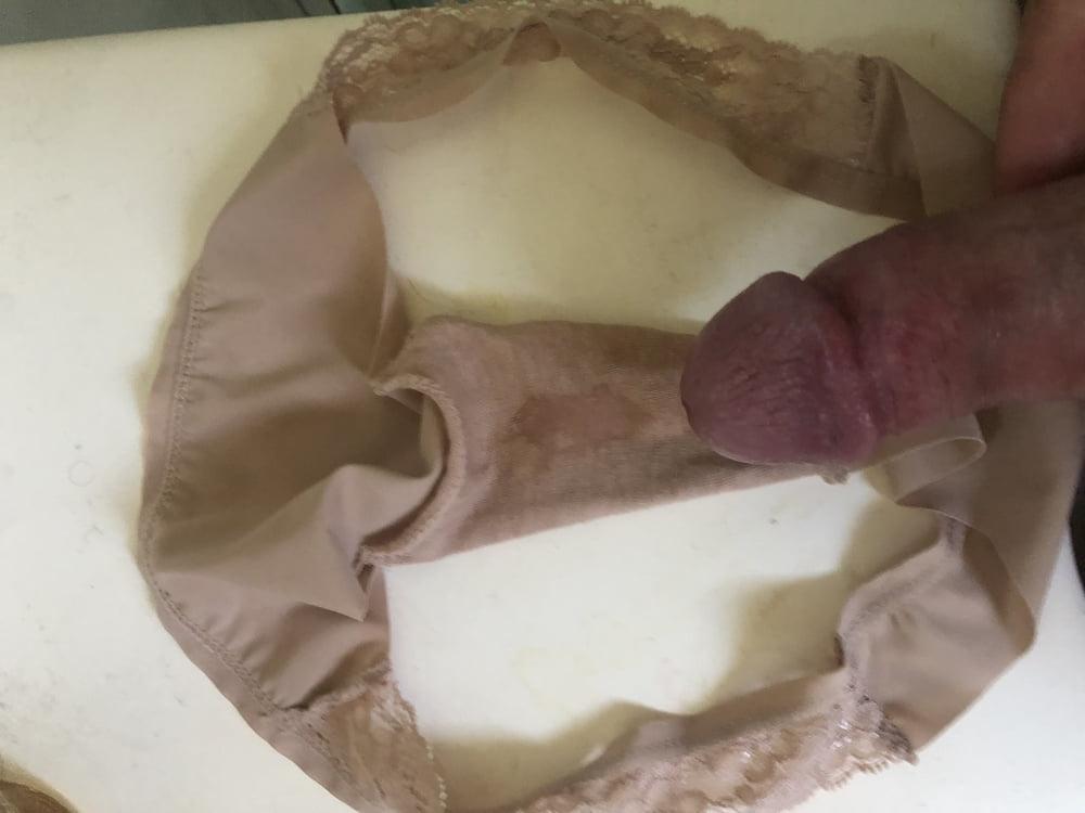 7P Cum on sexy thong
