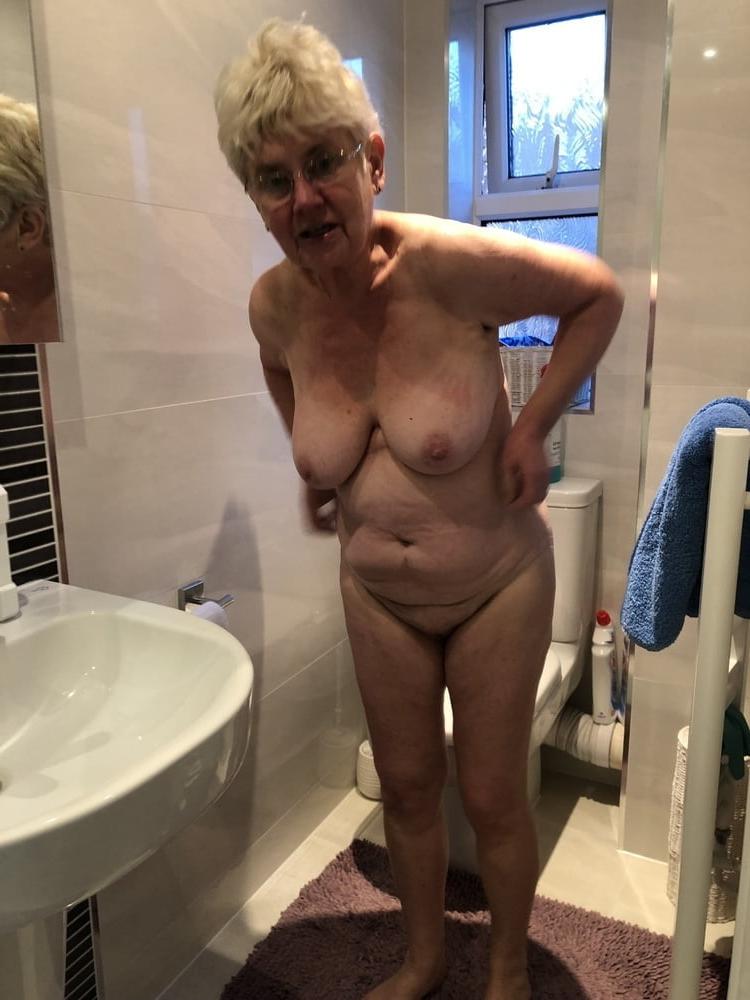 25P Mature Wives 109