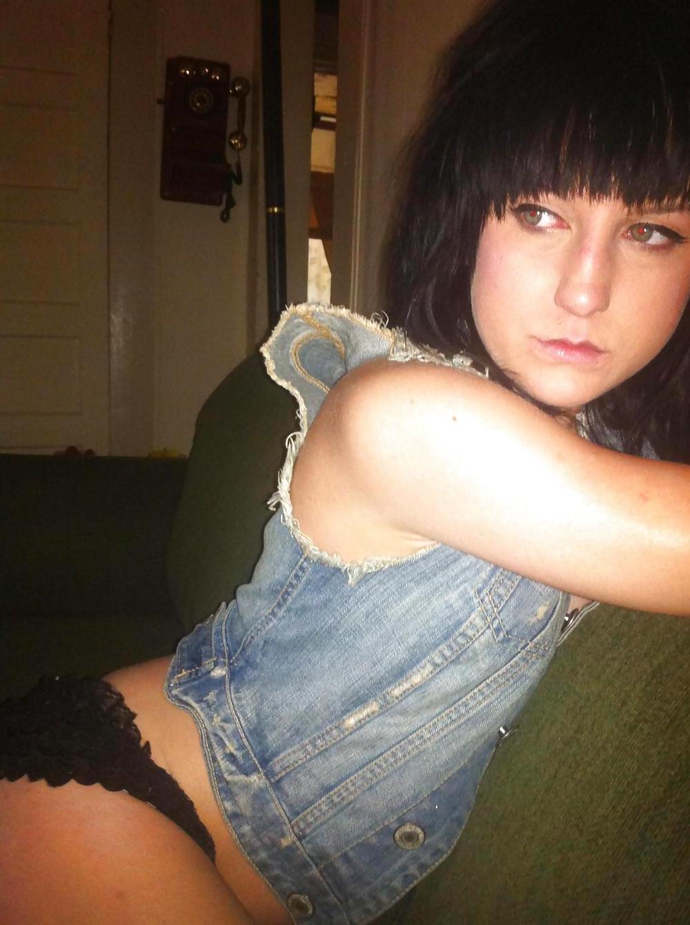 25P EMO LINDSAY