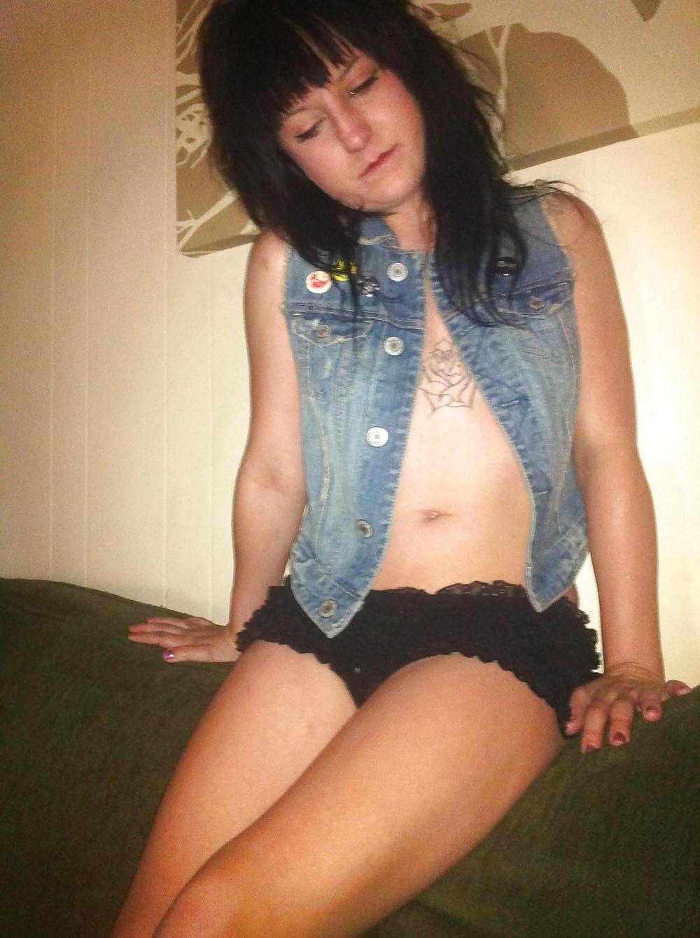 25P EMO LINDSAY