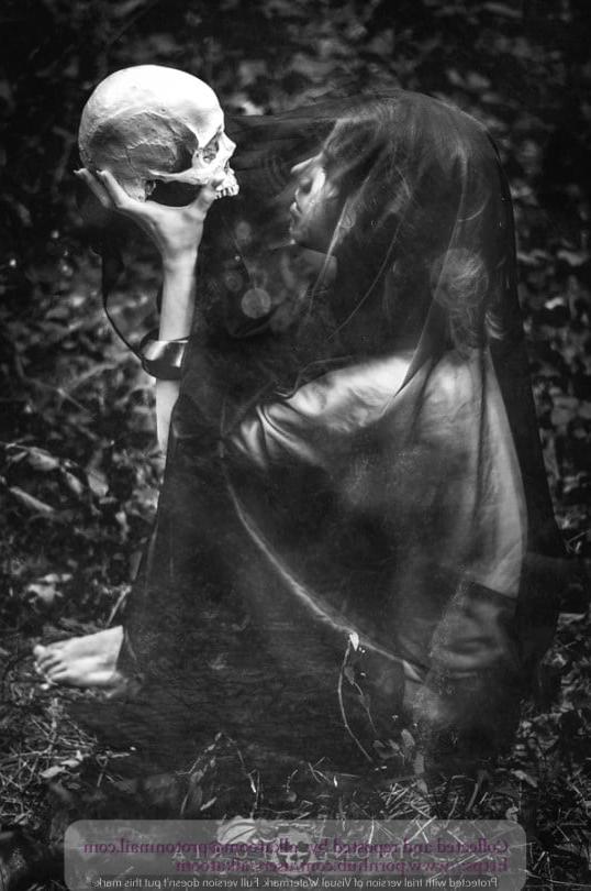 25P Satanic Symbols Photo Collection 3