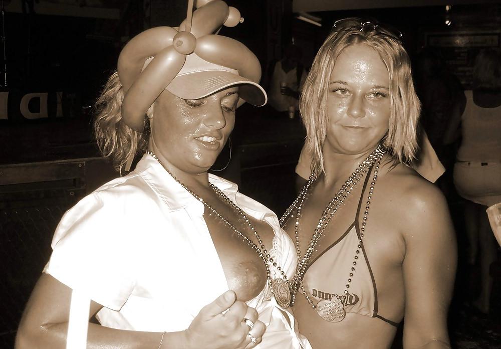 25P Swinger Milf Cassie #1