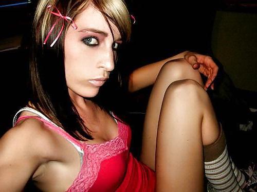 18P HOT EMO V