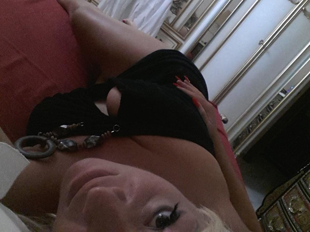 25P Italian Milf Mom Exposed Full Set Webwhore 38Yo Whore Pig