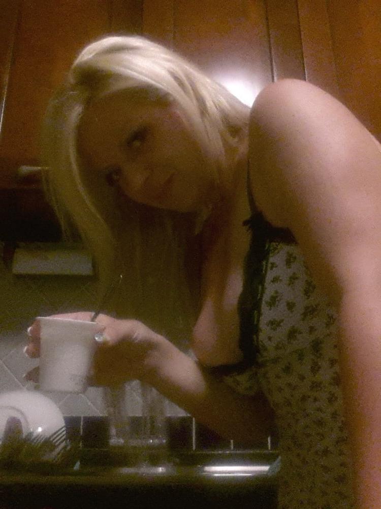 25P Italian Milf Mom Exposed Full Set Webwhore 38Yo Whore Pig