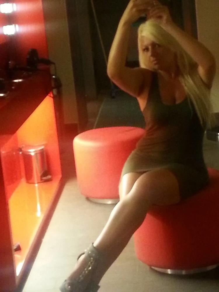 25P Italian Milf Mom Exposed Full Set Webwhore 38Yo Whore Pig