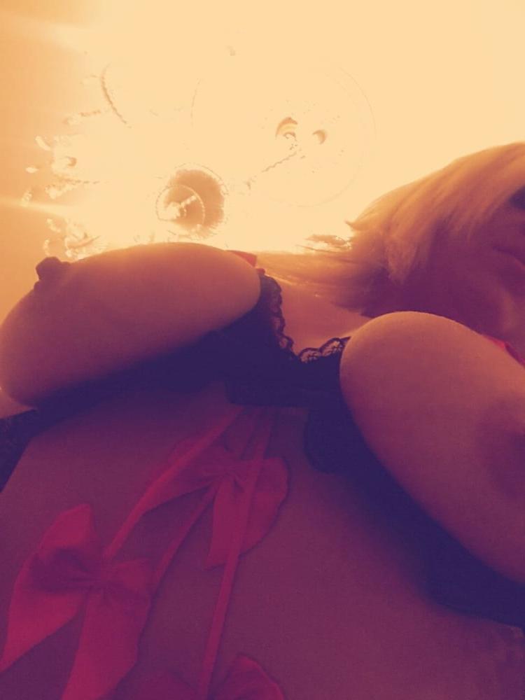 25P Italian Milf Mom Exposed Full Set Webwhore 38Yo Whore Pig