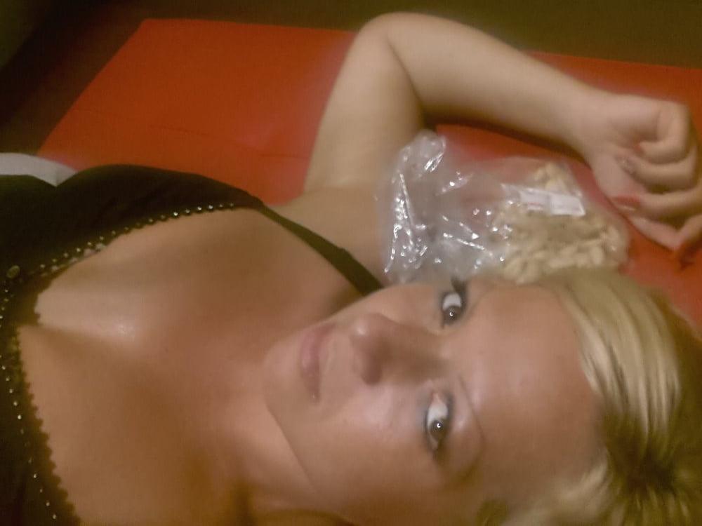 25P Italian Milf Mom Exposed Full Set Webwhore 38Yo Whore Pig