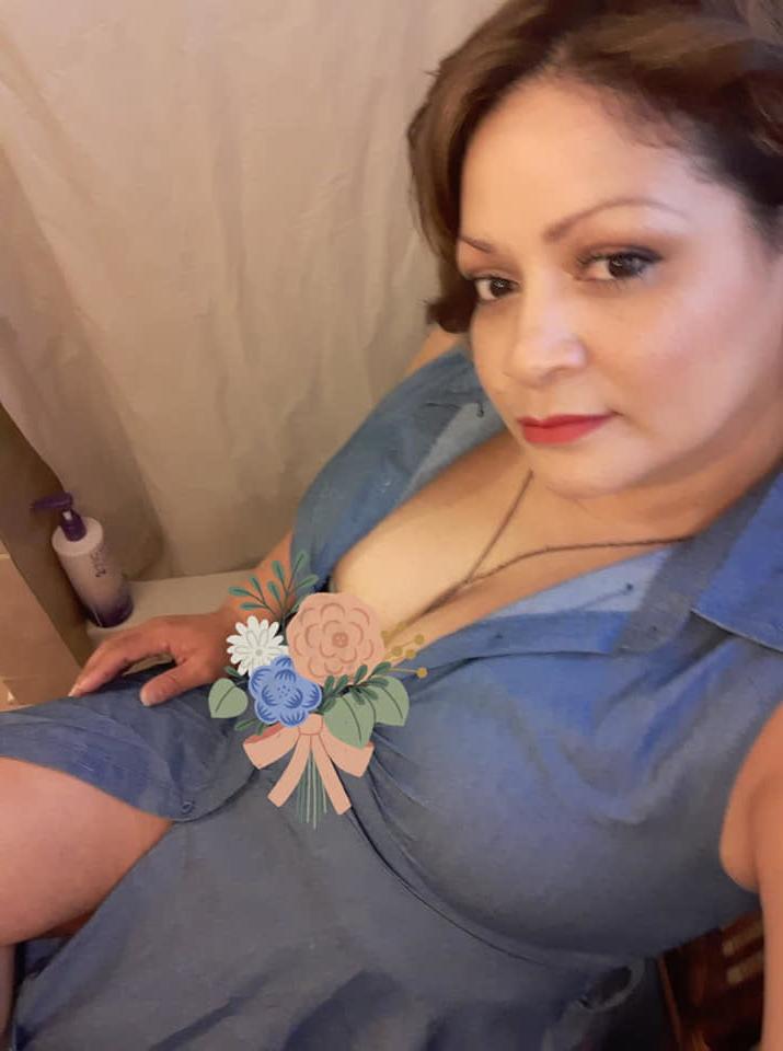 25P Adriana Martinez Arsch Titten 42 Jahre reif