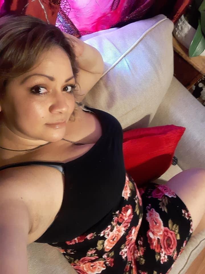 25P Adriana Martinez Arsch Titten 42 Jahre reif