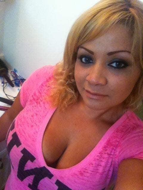 25P Adriana Martinez Arsch Titten 42 Jahre reif
