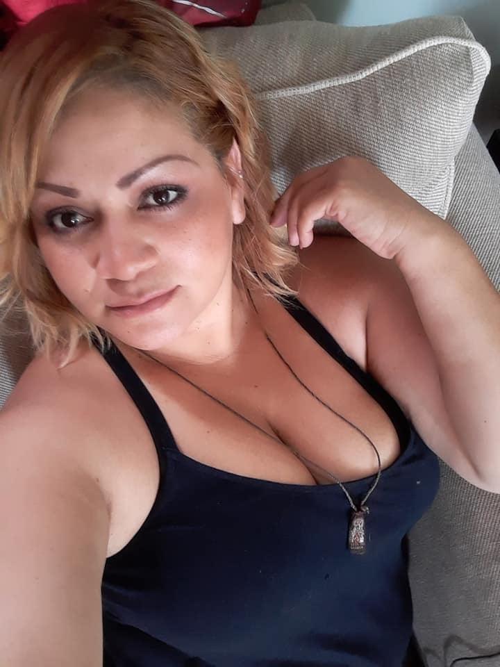 25P Adriana Martinez Arsch Titten 42 Jahre reif