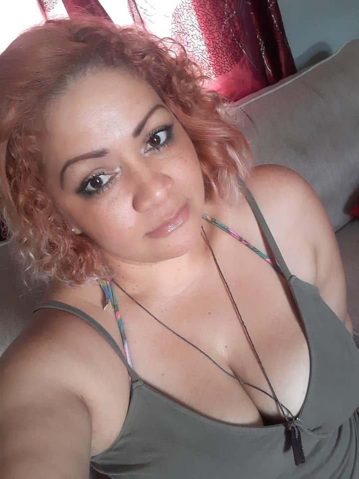 25P Adriana Martinez Arsch Titten 42 Jahre reif