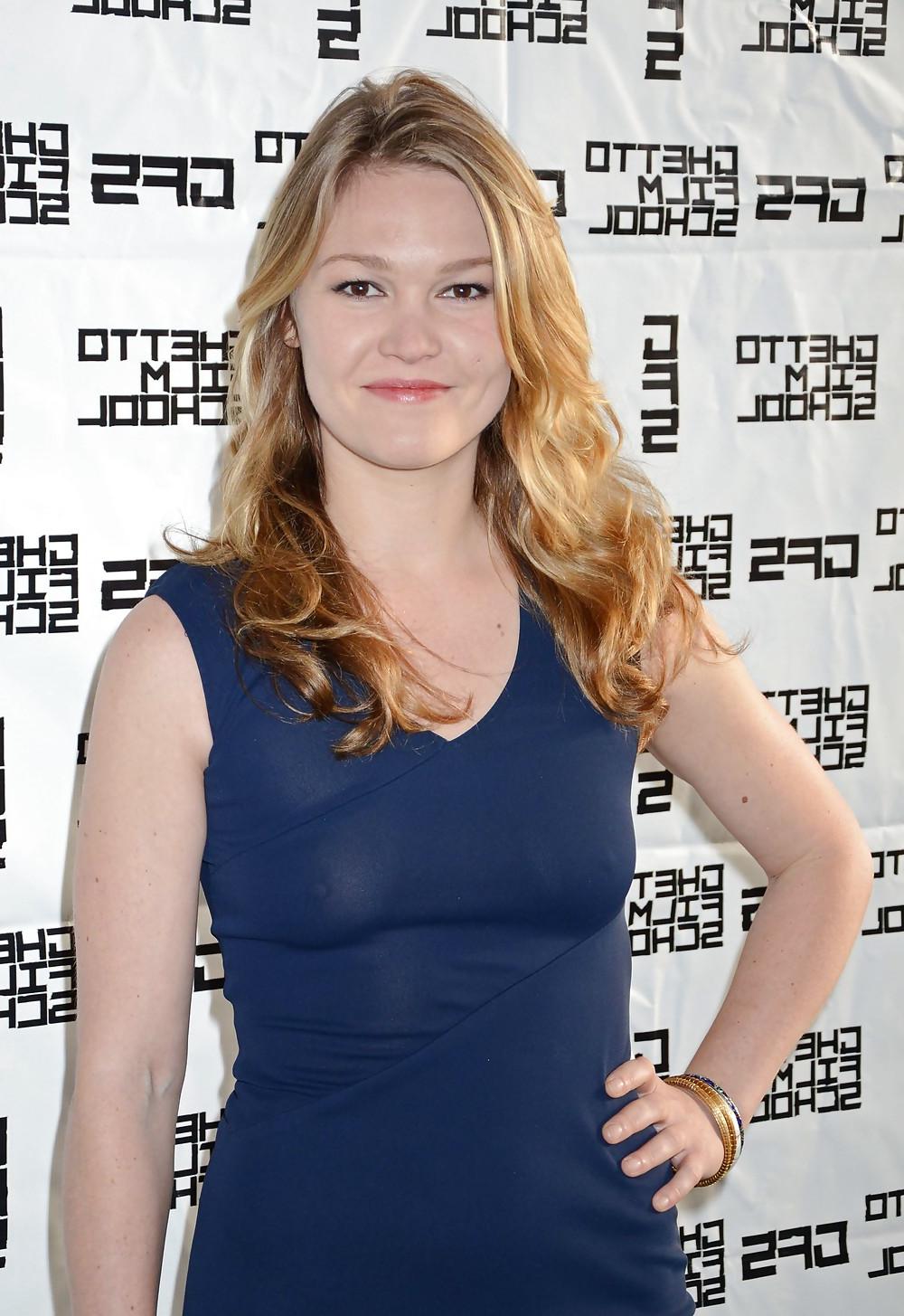 12P Celebrities Nude Slip 19