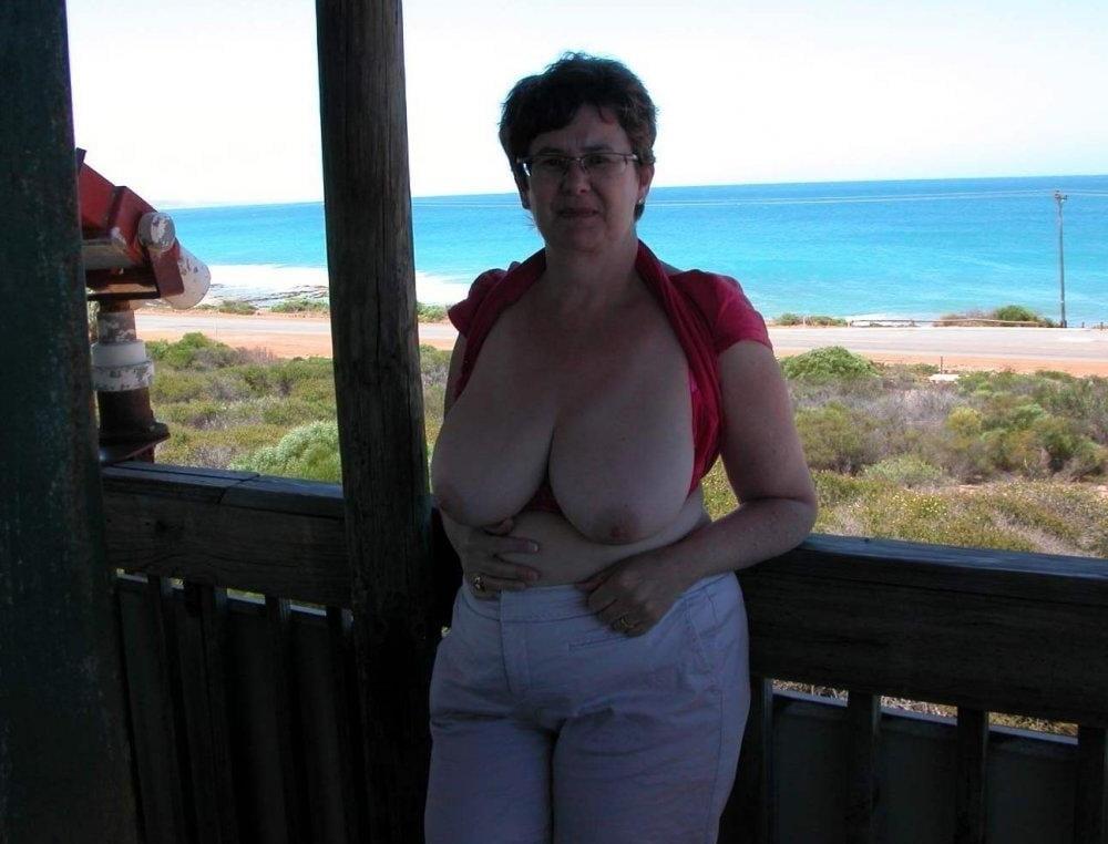 25P Big Boobs Mature 26