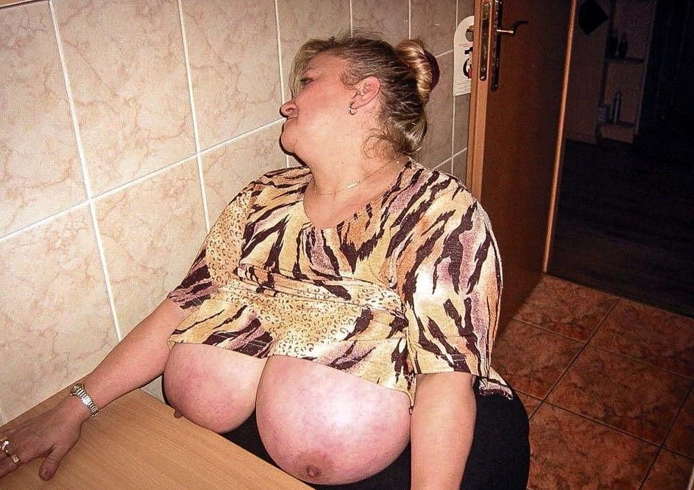 25P Big Boobs Mature 26