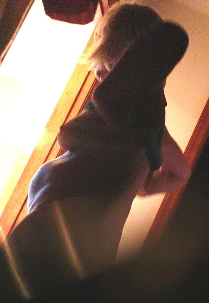 25P Mom's Hug Tits - Homemade - Tell me what you think about her