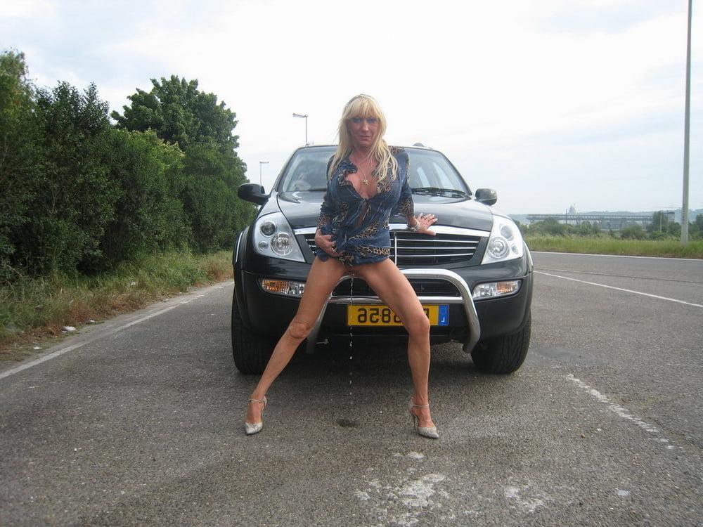 25P When She's Gotta Go 099