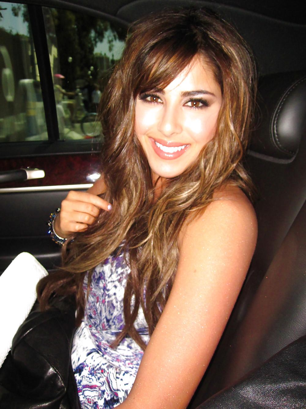 25P Daniella Monet collection 