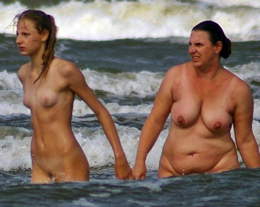 20P mature on the beach 9