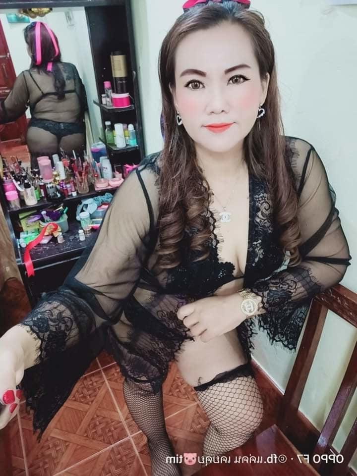 25P Sexy Mom